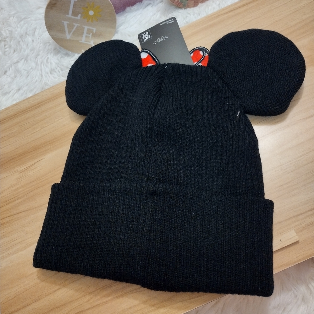 Disney Minnie Mouse Black and Red ♥️ ✨ Acrylic Knit Women's Beanie 🆕 - Picture 4 of 4